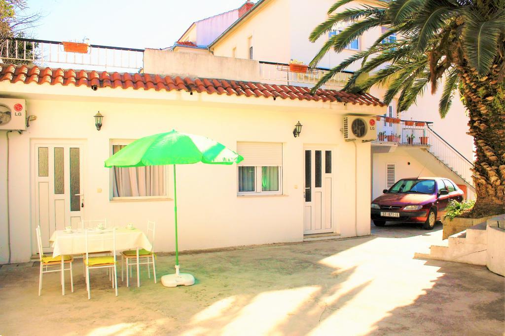 Adria Apartments Stobreč エクステリア 写真