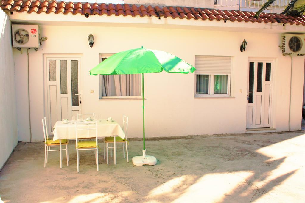 Adria Apartments Stobreč エクステリア 写真