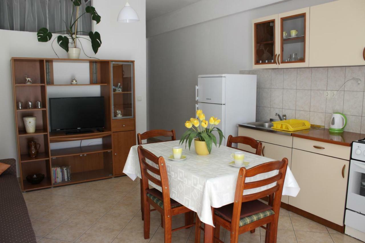 Adria Apartments Stobreč エクステリア 写真