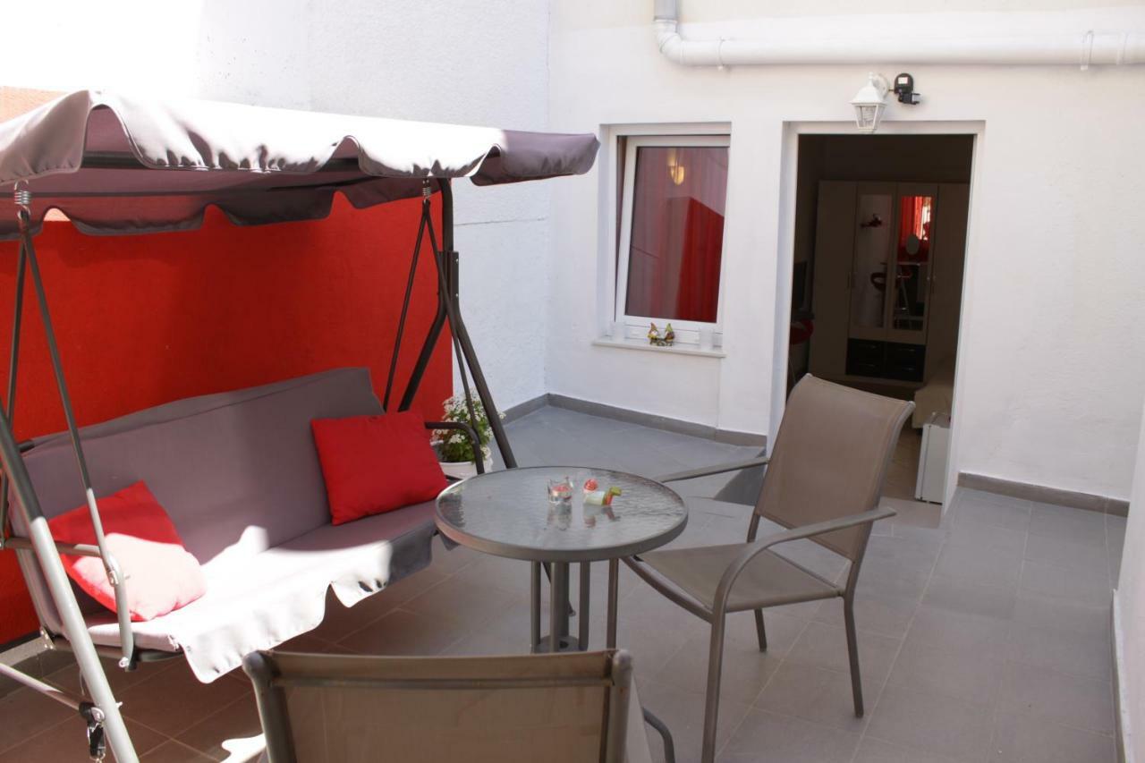 Adria Apartments Stobreč エクステリア 写真