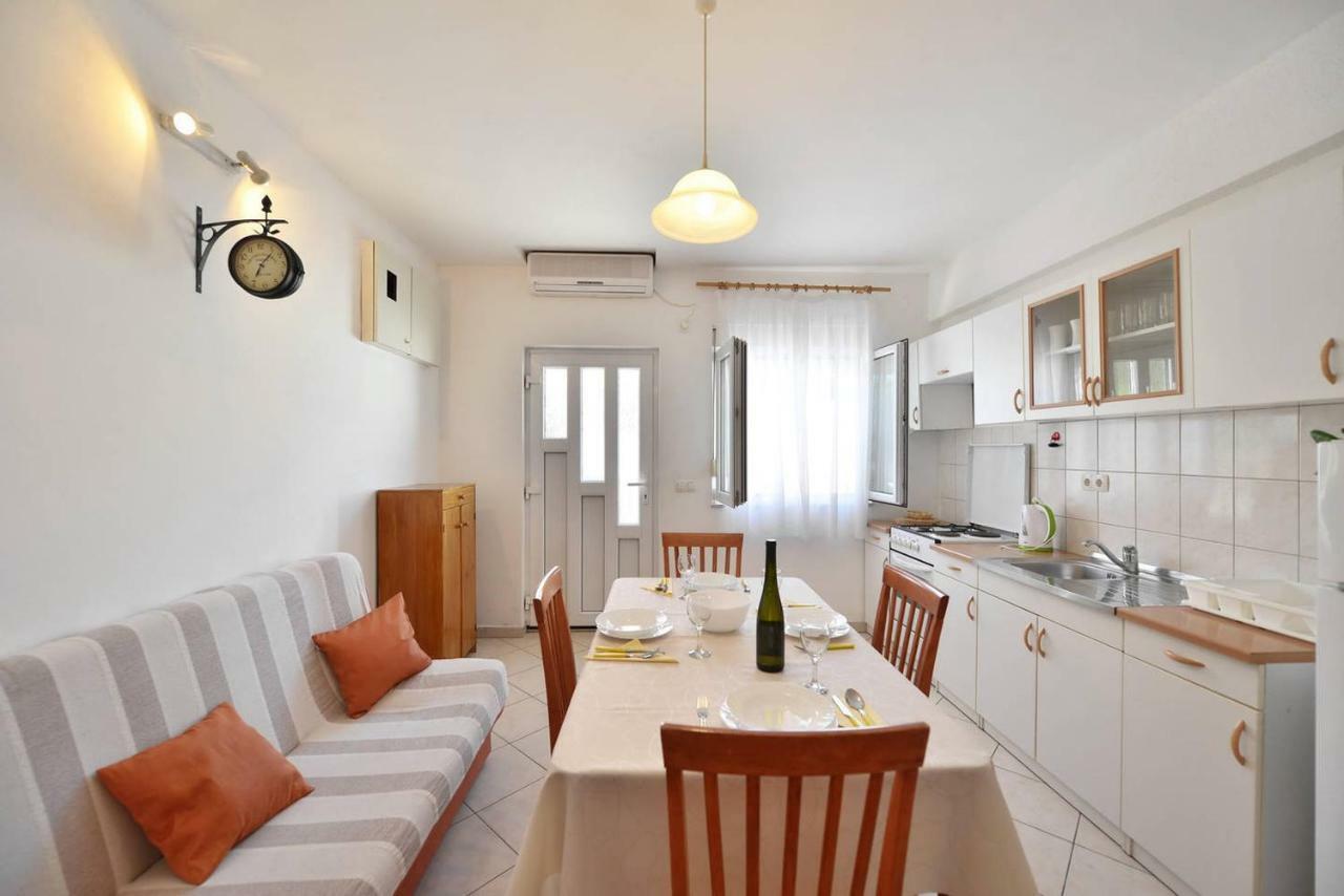 Adria Apartments Stobreč エクステリア 写真